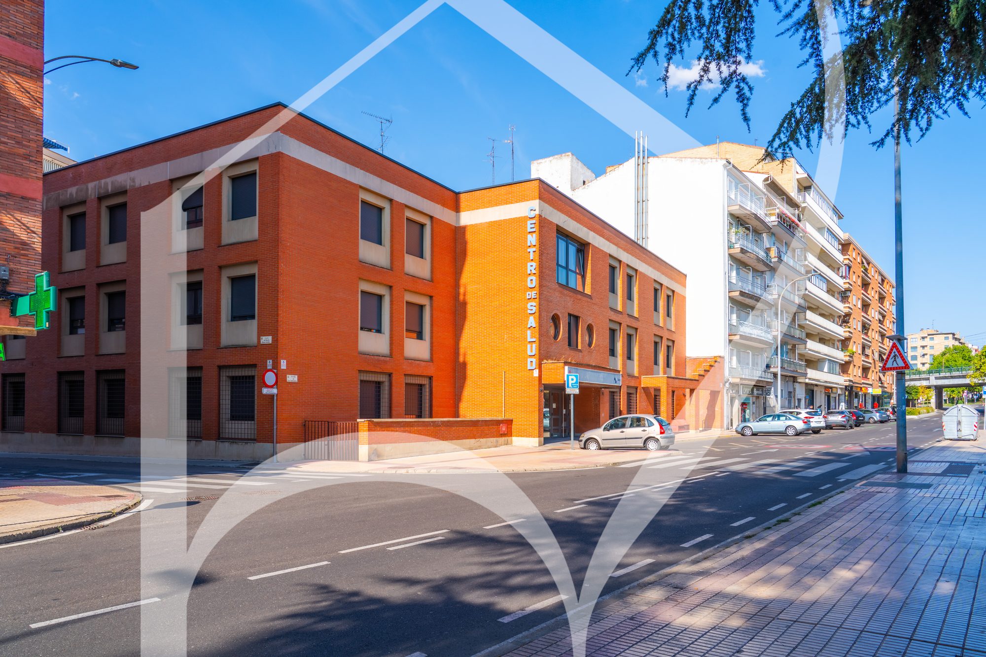Local · Paseo de la Estación, Garrido Sur